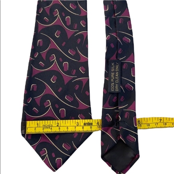 Giorgio Armani silk tie Made in Italy black/cranberry/cream color 9 cm - Picture 1 of 3
